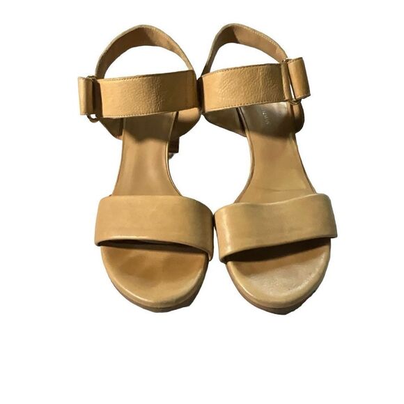 Stuart Weitzman Leather Nude Strappy Chunk Heel Sandal - Picture 2 of 16